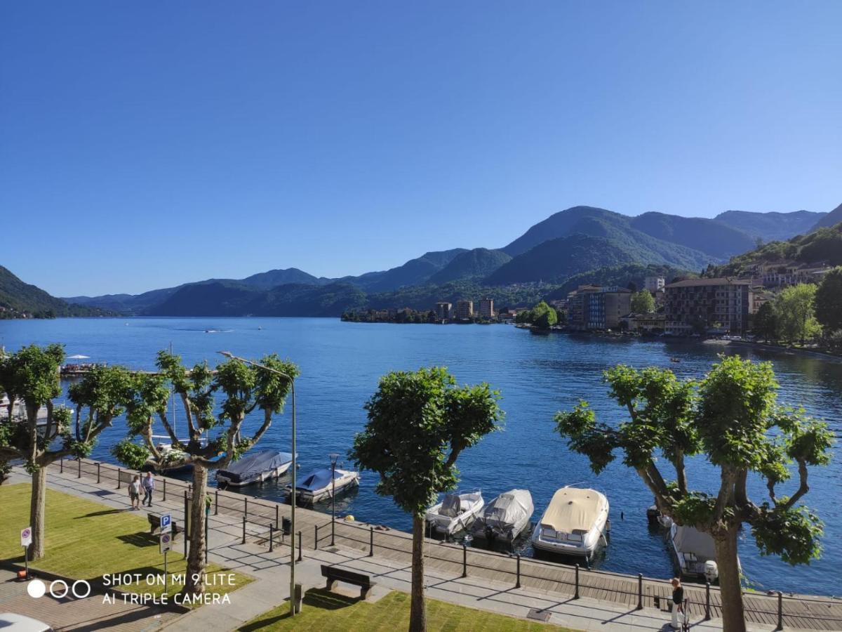 Casa Vacanza Il Glicine Casale Corte Cerro Kültér fotó